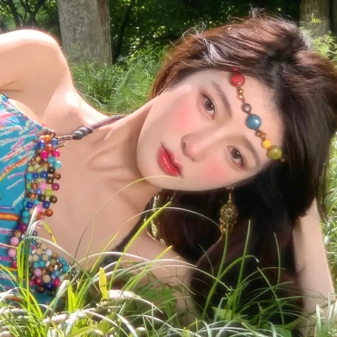 萝莉与太妹的友谊《下妻物语》深田恭子土屋太凤：穿洛丽塔的乖乖女与骑重机车的暴走族爆笑青春