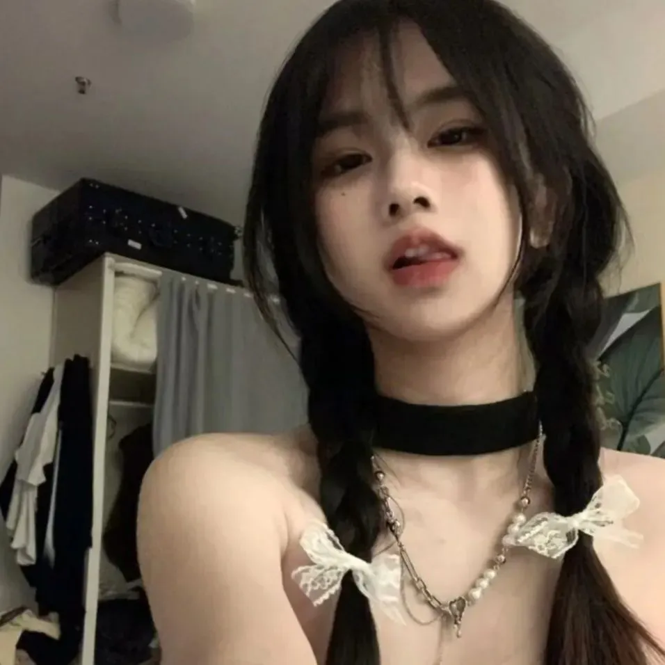 高分古装喜剧《绿豆传》超清在线：男扮女装潜伏寡妇村，金所泫张东润笑料百出